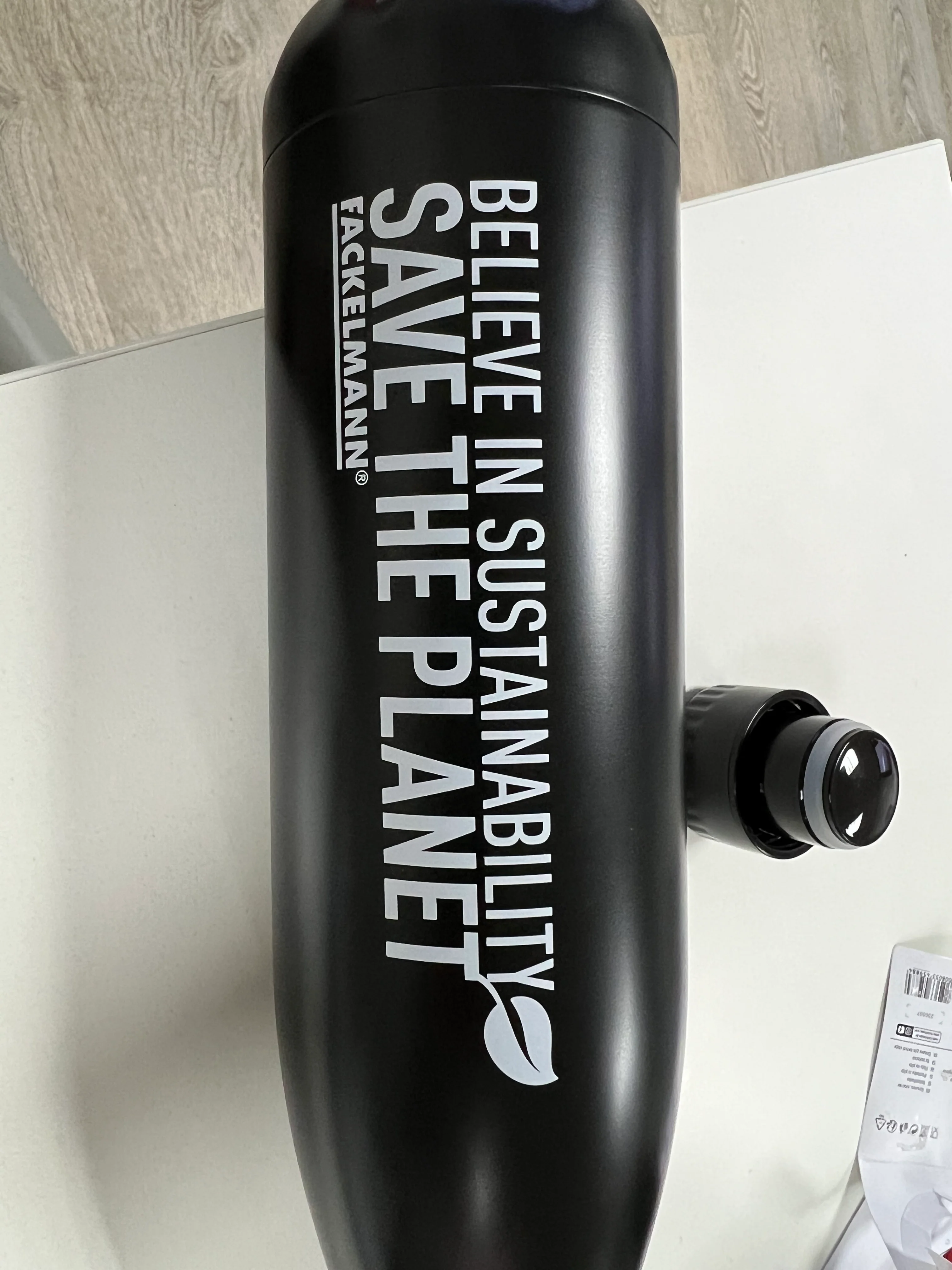 Bouteille isotherme 750 ml coloris aléatoire Fackelmann Move - Image 15