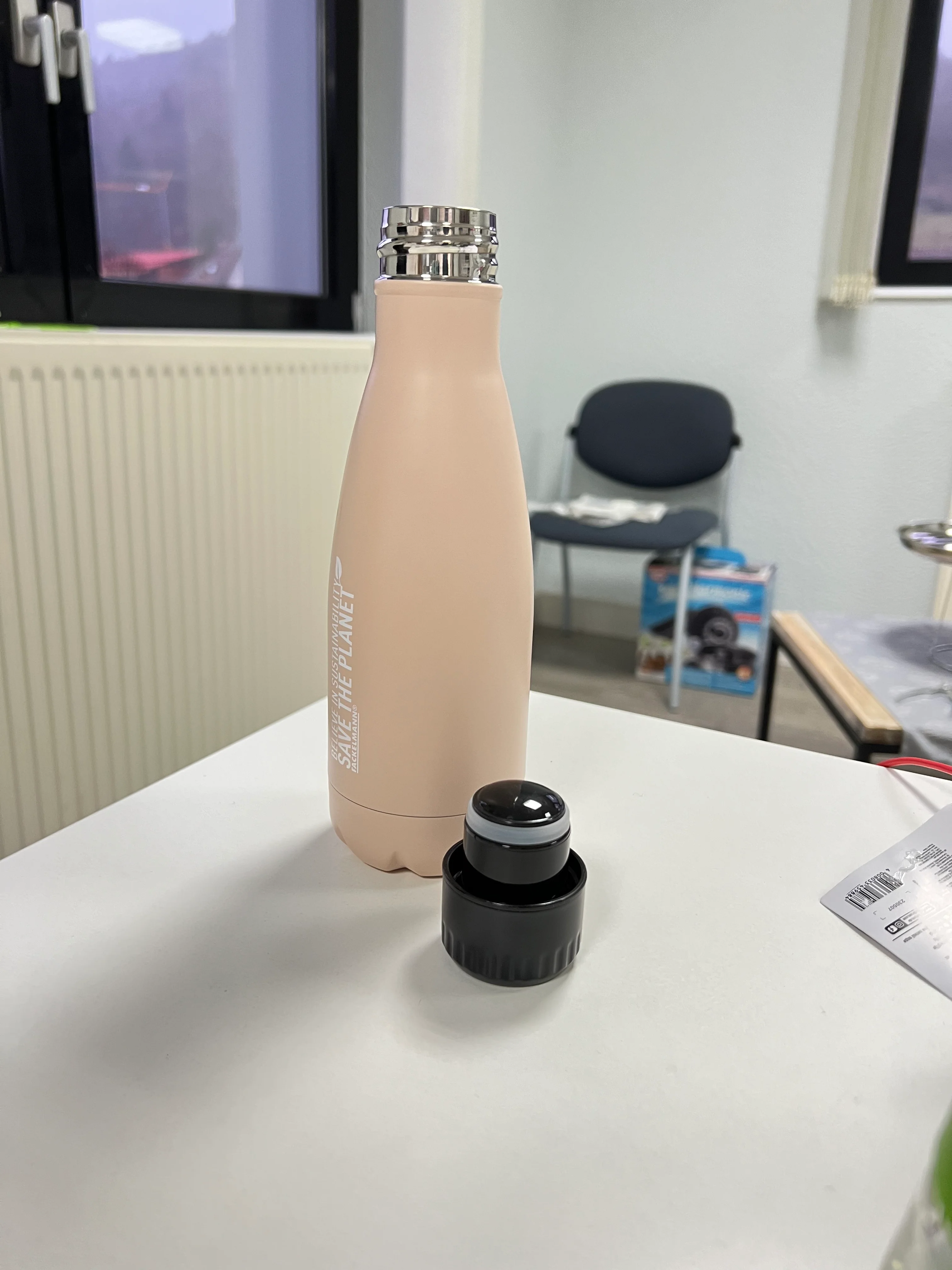 Bouteille isotherme 350 ml coloris aléatoire Fackelmann Move - Image 11