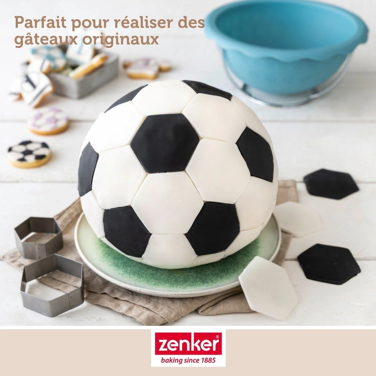 Lot de 2 moules demi sphère pour gâteau ballon de foot 18 cm Zenker Spécial Football - Image 5