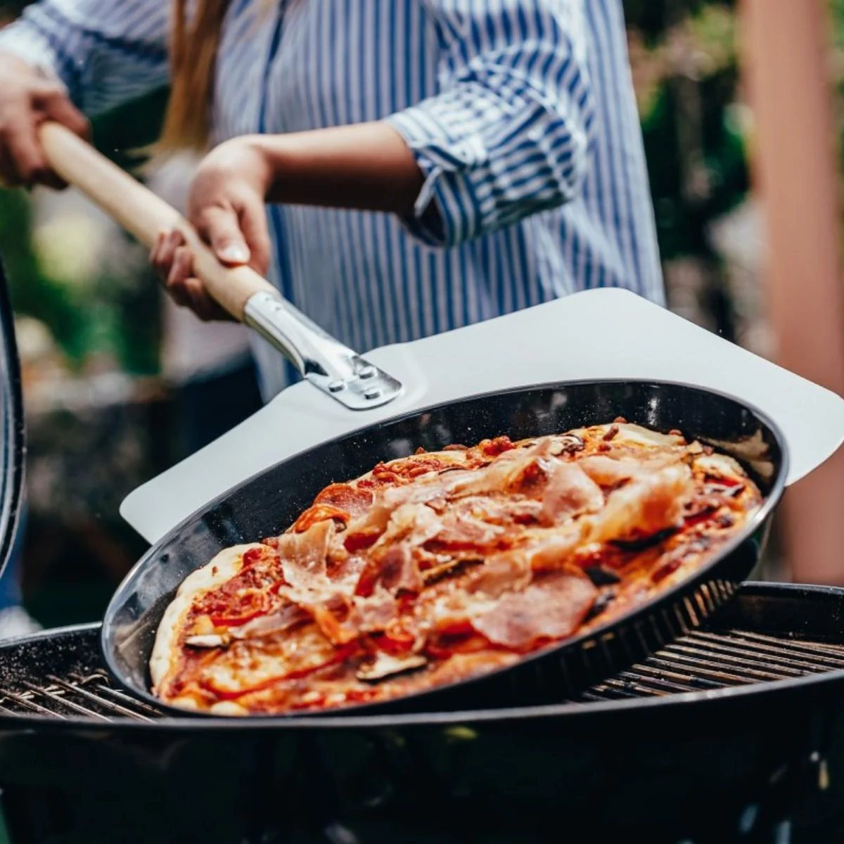Plaque à pizza perforée ronde four et barbecue 32 cm FM Professional Barbecue - Image 13